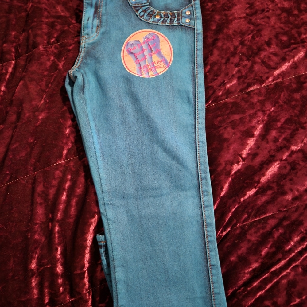 Jeans - Picture 2 of 3